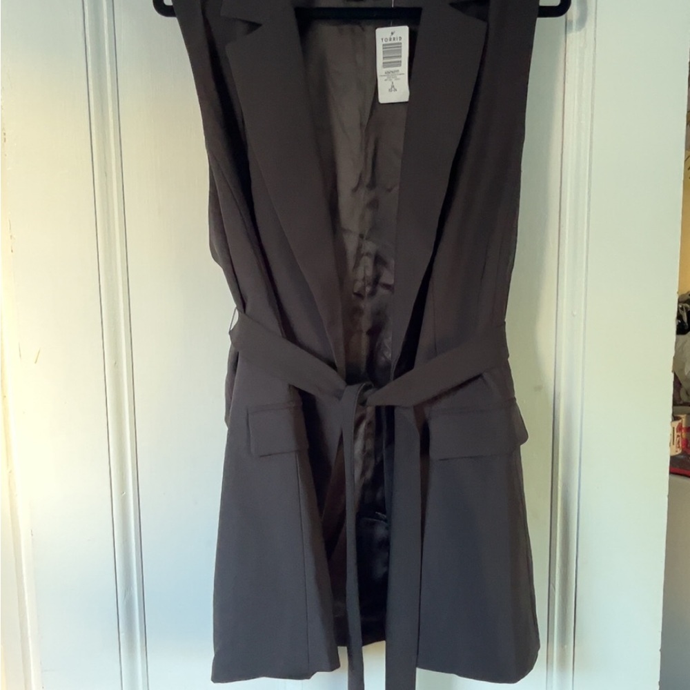 Torrid Black Sleeveless Blazer